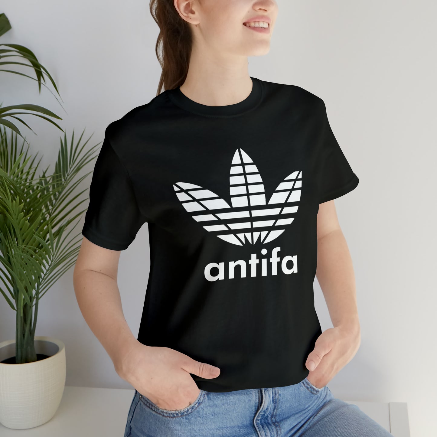 Black Antifadas Shirt