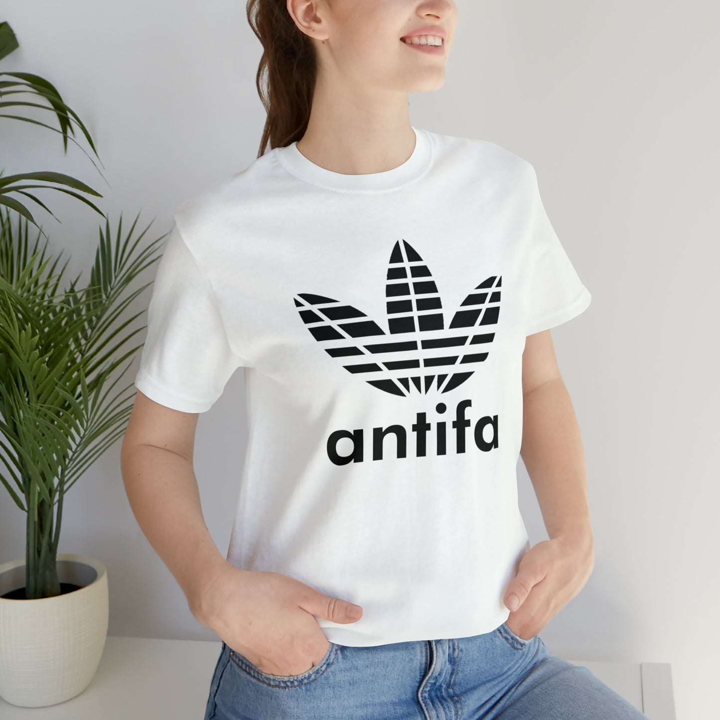 Antifadas Tee